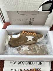 Uubags Golden Goose True-Star Suede Low-Top Trainers in Brown - 5