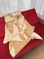 Uubags Burberry Logo Jacquard Wool Cashmere Cape In Beige - 2