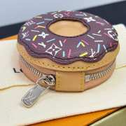 Uubags Louis Vuitton M02549 Donut Bag Hanging Accessories In Brown - 2