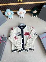 Uubags Thom Browne Rose-intarsia cable-knit cardigan in white - 6