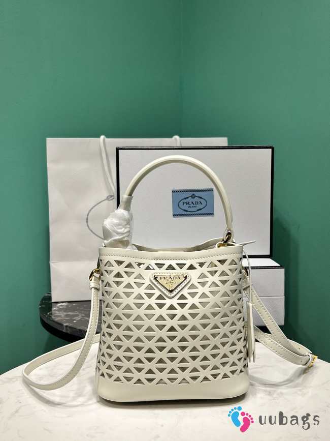 Uubags Prada Mini Panier Leather Tote Bag In White 18x17x10.5cm - 1