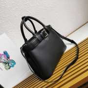 Uubags Prada Buckle small leather handbag with belt in black 32x23x11cm - 6
