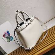 Uubags Prada Buckle small leather handbag with belt in white 32x23x11cm - 4