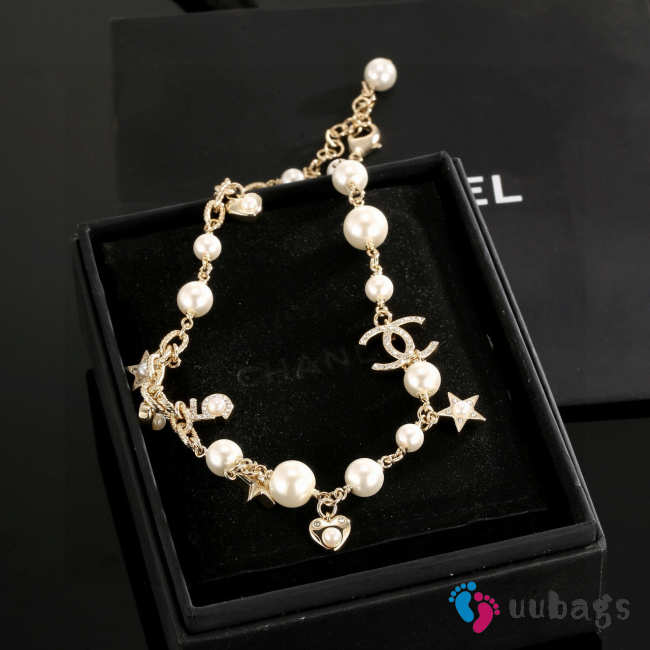 Uubags Chanel Gold-Tone Metal & Glass Pearls Charm Bracelet - 1