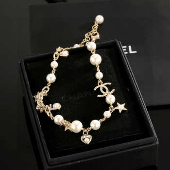 Uubags Chanel Gold-Tone Metal & Glass Pearls Charm Bracelet