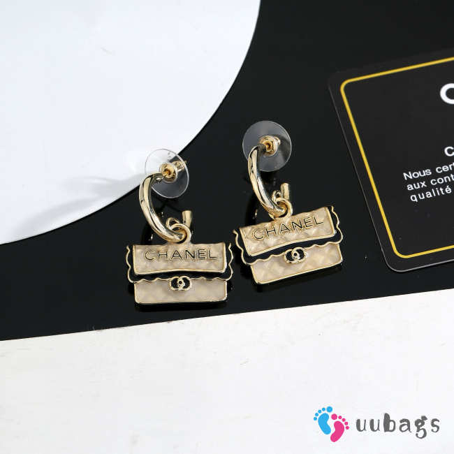 Uubags Chanel Gold-Tone Metal & Pearlized Resin Bag Charm Earrings - 1