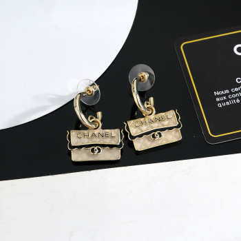 Uubags Chanel Gold-Tone Metal & Pearlized Resin Bag Charm Earrings