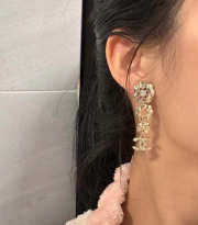 Uubags Chanel Camelia & Strass CC Dangling Earrings in Gold-Tone Metal and Crystals - 2