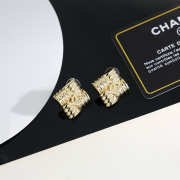 Uubags Chanel Gold-Tone Metal Ribbed Square CC Earrings - 3