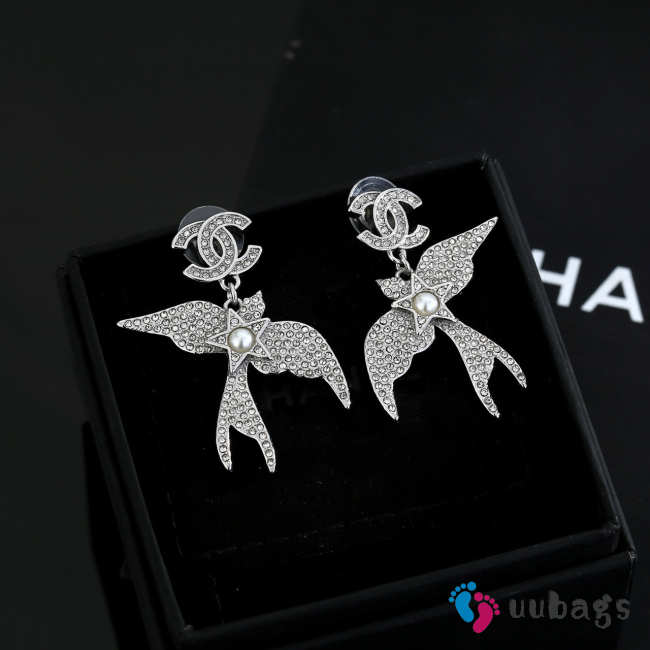 Uubags Chanel Silver-Tone Metal Bird & Star CC Dangling Earrings with Crystals and Pearls - 1