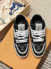 Uubags Louis Vuitton 1AJ338 Trainer Sneaker In Denim Noir - 3