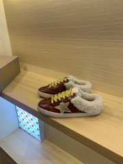 Uubags Golden Goose Ball Star Sabots in dark brown nappa with platinum star and shearling lining - 4