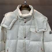Uubags Moncler White Serfanto Short Hooded Down Jacket - 2