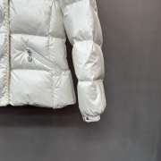 Uubags Moncler Women's Glareins Short Hooded Down Jacket In White - 6