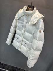 Uubags Moncler Women's Glareins Short Hooded Down Jacket In White - 2