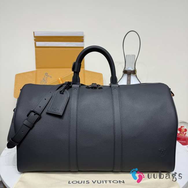 Uubags Louis Vuitton M26118 Keepall Bandoulière Bag Black Waxed Calfskin 50x29x23cm - 1