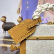 Uubags Louis Vuitton M14440 Handle Trunk Box Bag Material Monogram Heritage Canvas 24x16.5x8cm - 4