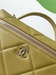 Uubags Chanel Vanity bag with strap lambskin & silver metal in green 17x19.5x5cm - 2