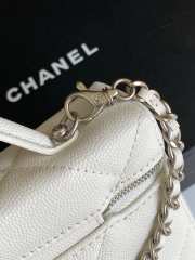 Uubags Chanel Vanity bag with strap lambskin & silver metal in white 17x19.5x5cm - 3