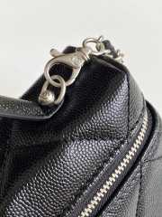 Uubags Chanel Vanity bag with strap grained calfskin & silver metal in black 17x19.5x5cm - 4