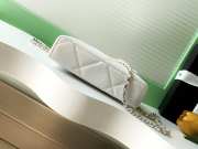 Uubags Chanel Vanity bag with strap grained calfskin & gold metal in white 17x19.5x5cm - 2