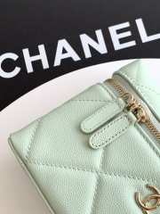 Uubags Chanel Vanity bag with strap grained calfskin & gold metal in mint green 17x19.5x5cm - 5