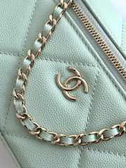 Uubags Chanel Vanity bag with strap grained calfskin & gold metal in mint green 17x19.5x5cm - 2