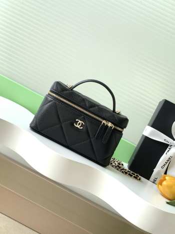Uubags Chanel Vanity bag with strap grained calfskin & gold metal in black 17x19.5x5cm