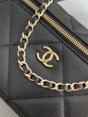 Uubags Chanel Vanity bag with strap grained calfskin & gold metal in black 17x19.5x5cm - 5