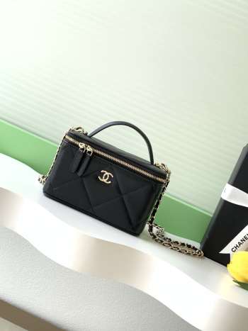 Uubags Chanel long vanity bag with chain grained shiny calfskin & gold-tone metal in black 9.5x17x8cm