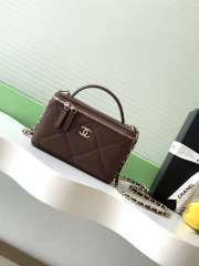 Uubags Chanel long vanity bag with chain grained shiny calfskin & gold-tone metal in brown 9.5x17x8cm - 1
