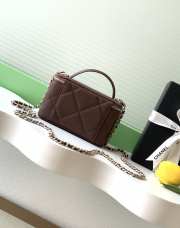 Uubags Chanel long vanity bag with chain grained shiny calfskin & gold-tone metal in brown 9.5x17x8cm - 3