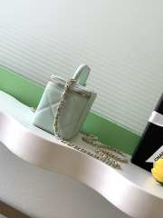 Uubags Chanel long vanity bag with chain grained shiny calfskin & gold-tone metal in mint green 9.5x17x8cm - 6