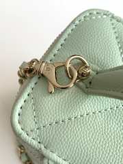 Uubags Chanel long vanity bag with chain grained shiny calfskin & gold-tone metal in mint green 9.5x17x8cm - 5