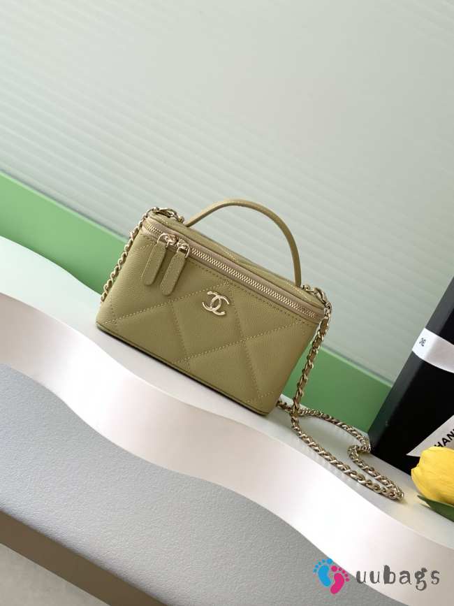 Uubags Chanel long vanity bag with chain grained shiny calfskin & gold-tone metal in pale yellow 9.5x17x8cm - 1