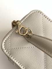 Uubags Chanel long vanity bag with chain grained shiny calfskin & gold-tone metal in grey 9.5x17x8cm - 3