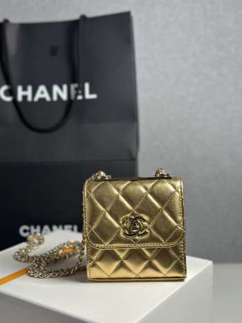 Uubags Chanel Metallic Gold Lambskin Mini CC Clutch with Chain Gold Hardware 11x5x11cm