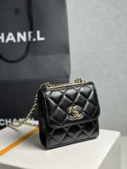 Uubags Chanel Black Trendy CC Clutch with Chain Quilted Lambskin Leather 11x5x11cm - 3