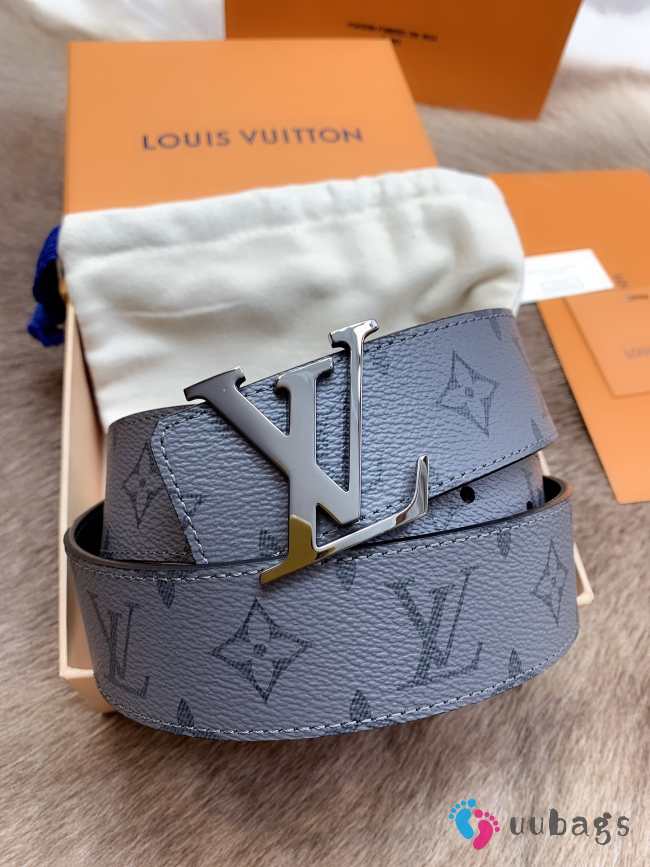 Uubags Louis Vuitton M0285V Initiales Double-Sided Belt With Silver Hardware 85 x 4cm - 1