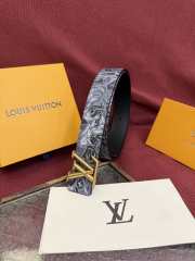 Uubags Louis Vuitton M4383T Flower Camoflage 4cm Reversible Belt In Grey Gold Buckle 4cm - 6