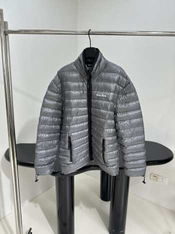 Uubags Miu Miu lightweight pongé down jacket in steel gray