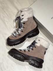 Uubags Brunello Cucinelli Classic Mud Leather Mountain Boots with Fuzzy Shearling Lining and Precious Contour - 2