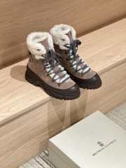 Uubags Brunello Cucinelli Classic Mud Leather Mountain Boots with Fuzzy Shearling Lining and Precious Contour - 6
