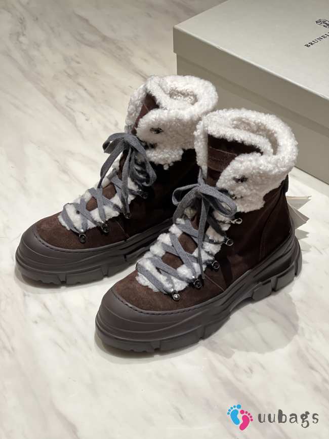 Uubags Brunello Cucinelli Classic Dark Brown Suede Mountain Boots with Fuzzy Shearling Lining and Precious Contour - 1