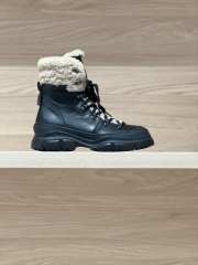 Uubags Brunello Cucinelli Classic Black Leather Mountain Boots with Fuzzy Shearling Lining and Precious Contour - 5