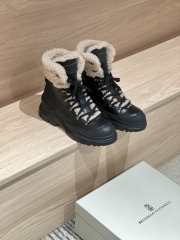 Uubags Brunello Cucinelli Classic Black Leather Mountain Boots with Fuzzy Shearling Lining and Precious Contour - 4