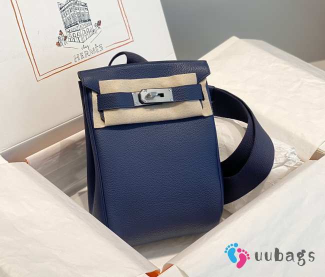 Uubags Hermes Hac a Dos PM backpack in navy blue with silver buckle 18x28x8cm - 1