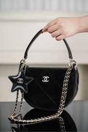 Uubags Chanel clutch with strap velvet effect nylon, crinkled effect glossy calfskin & gold metallic in black 15x22x6cm - 4
