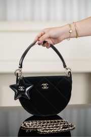 Uubags Chanel clutch with strap velvet effect nylon, crinkled effect glossy calfskin & gold metallic in black 15x22x6cm - 3