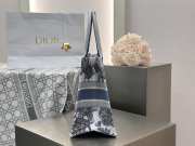Uubags Dioriviera Medium Dior Book Tote Bag White and Blue Toile de Jouy Palms Embroidery 36x27.5x16.5cm - 4